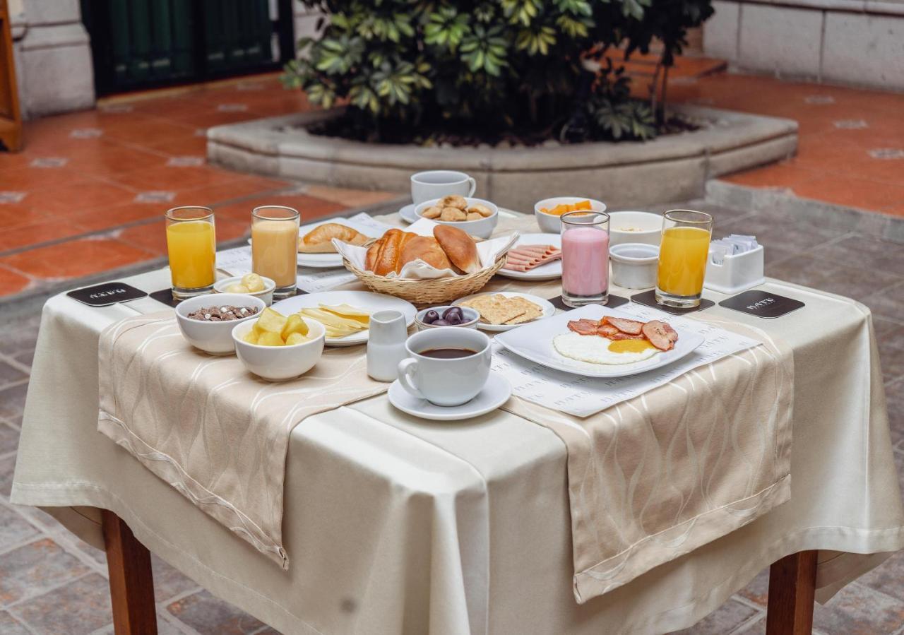 El Portal Del Marques Hotel Cajamarca Luaran gambar